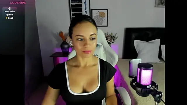 Sara lopez 28 online show from 02/05/26, 11:37