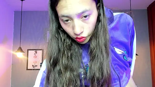 Snapshot of Valeria_roussi chatting on 12/26/24, 01:54 Valeria roussi online show from 12/26/24, 01:54