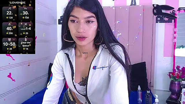 sara caplerx online show from 12/17/25, 01:50