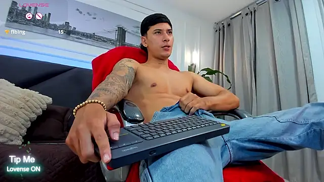 Damian23   online show from 12/05/25, 10:24