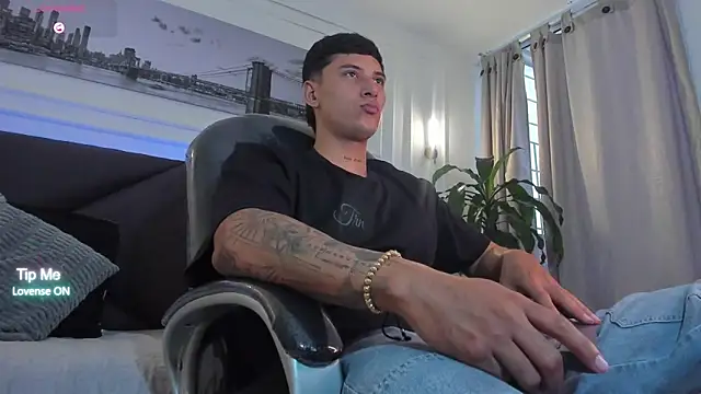 Damian23   online show from 03/01/26, 08:22