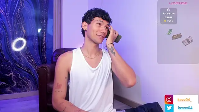 Snapshot of Alexx_tc chatting on 11/29/25, 06:05 Alexx tc online show from 11/29/25, 06:05