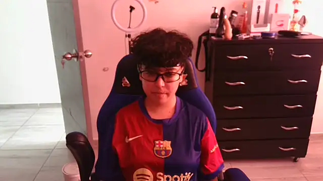 thomascooper7 online show from 01/29/25, 02:53