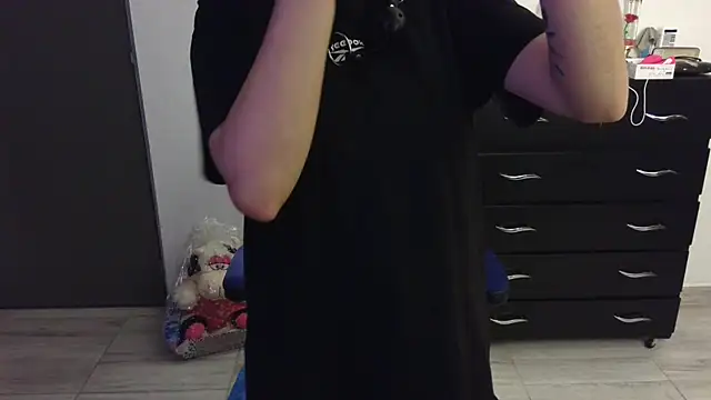 thomascooper7 online show from 02/28/25, 12:21