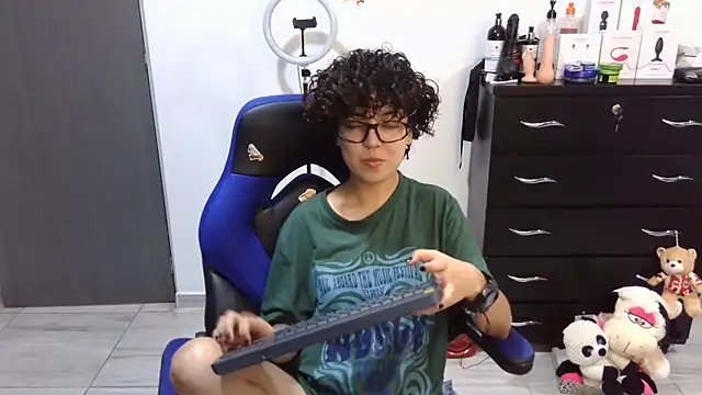 thomascooper7 online show from 09/08/25, 07:13