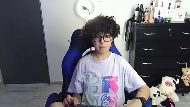 thomascooper7 online show from 09/23/25, 08:12