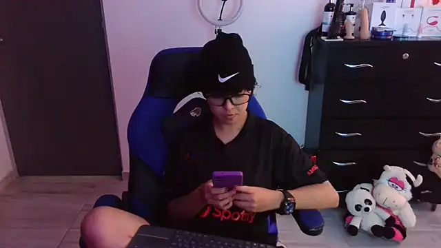 thomascooper7 online show from 01/31/26, 07:23