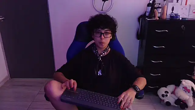 thomascooper7 online show from 02/20/26, 07:14