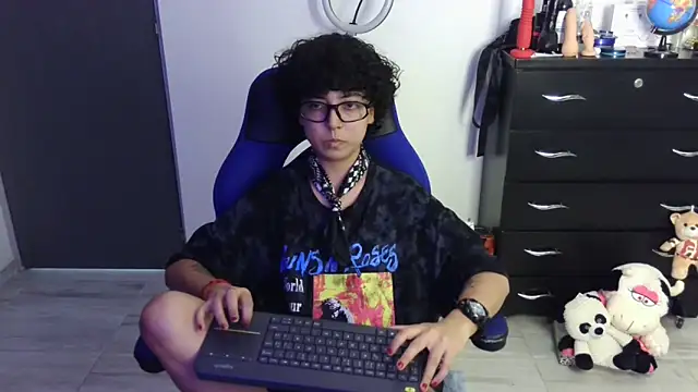 thomascooper7 online show from 04/03/26, 08:29