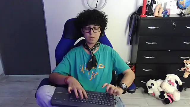 thomascooper7 online show from 04/07/26, 06:41