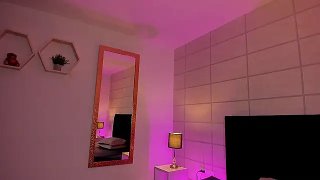 Christine Laam online show from 02/23/26, 12:02