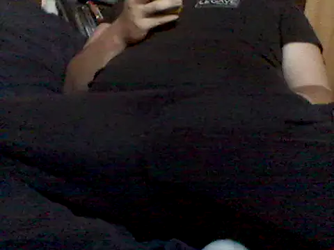 Snapshot of Lovelabite2 chatting on 01/21/25, 08:30 Lovelabite2 online show from 01/21/25, 08:30