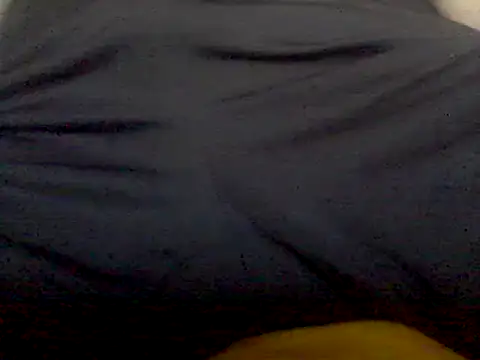 Snapshot of Lovelabite2 chatting on 03/11/25, 03:45 Lovelabite2 online show from 03/11/25, 03:45