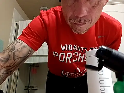 Snapshot of huego79 chatting on 10/04/25, 02:59 huego79 online show from 10/04/25, 02:59