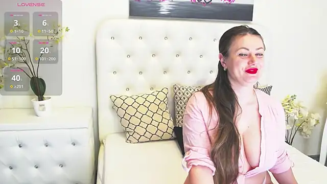 Ysabell01 online show from 03/17/25, 05:34