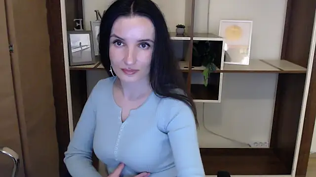 LaimaV  online show from 04/20/26, 05:37