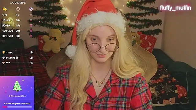 Snapshot of Fluffy_muffin_ chatting on 12/22/24, 10:15 Fluffy muffin online show from 12/22/24, 10:15