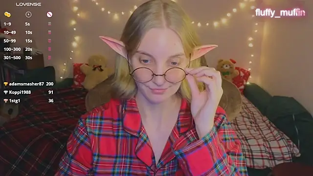 Snapshot of Fluffy_muffin_ chatting on 12/29/24, 01:13 Fluffy muffin online show from 12/29/24, 01:13