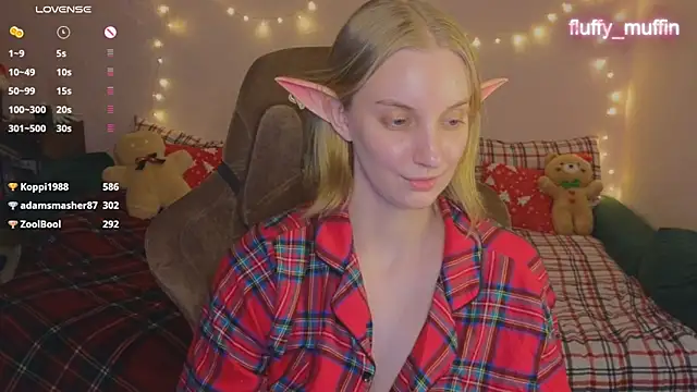 Snapshot of Fluffy_muffin_ chatting on 12/29/24, 09:09 Fluffy muffin online show from 12/29/24, 09:09