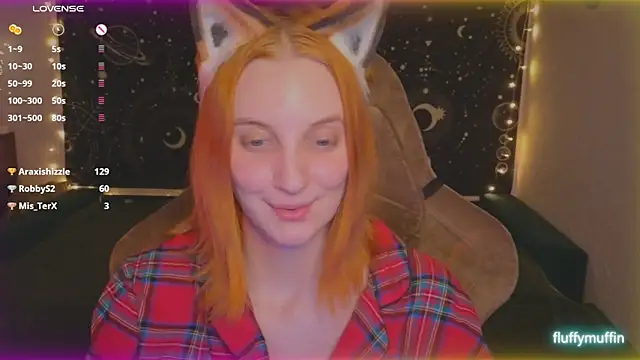 Snapshot of Fluffy_muffin_ chatting on 02/23/25, 09:59 Fluffy muffin online show from 02/23/25, 09:59