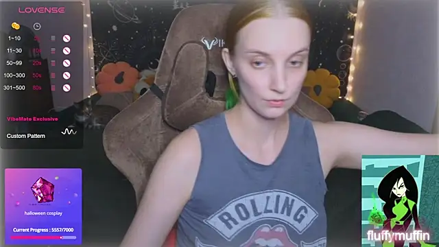 Snapshot of Fluffy_muffin_ chatting on 09/13/25, 03:01 Fluffy muffin online show from 09/13/25, 03:01