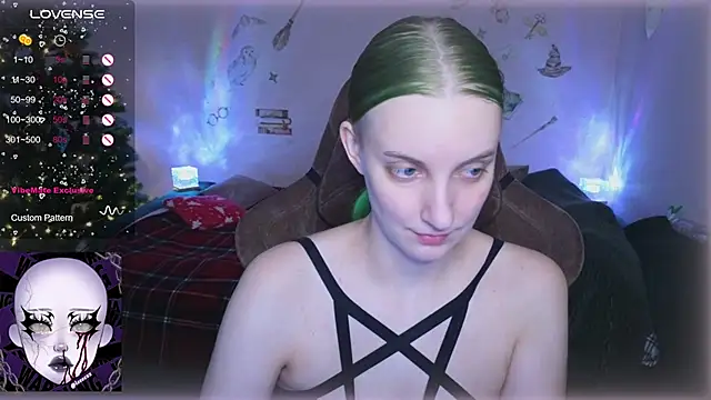 Snapshot of Fluffy_muffin_ chatting on 11/29/25, 09:01 Fluffy muffin online show from 11/29/25, 09:01