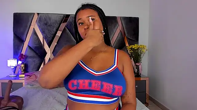 Milan ebony online show from 06/27/26, 11:37