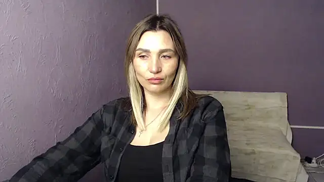 Snapshot of _sexy_lady chatting on 09/18/25, 01:35 sexy lady online show from 09/18/25, 01:35