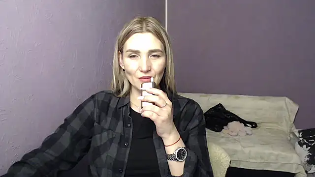  sexy lady online show from 10/23/25, 01:43