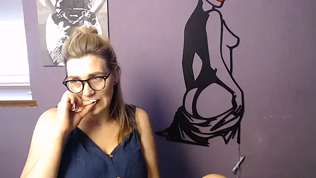 Snapshot of _sexy_lady chatting on 06/11/26, 03:54 sexy lady online show from 06/11/26, 03:54