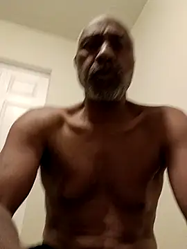 Snapshot of yasohw chatting on 11/12/25, 07:53 yasohw online show from 11/12/25, 07:53