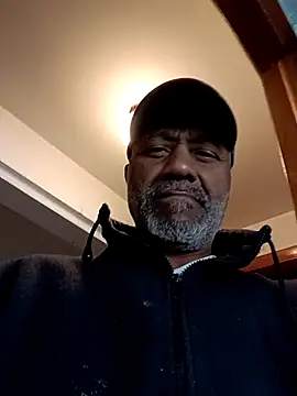 Snapshot of yasohw chatting on 11/12/25, 08:52 yasohw online show from 11/12/25, 08:52