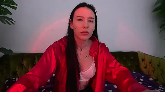 Snapshot of NikkiGoldSide chatting on 03/18/25, 09:10 NikkiGoldSide online show from 03/18/25, 09:10