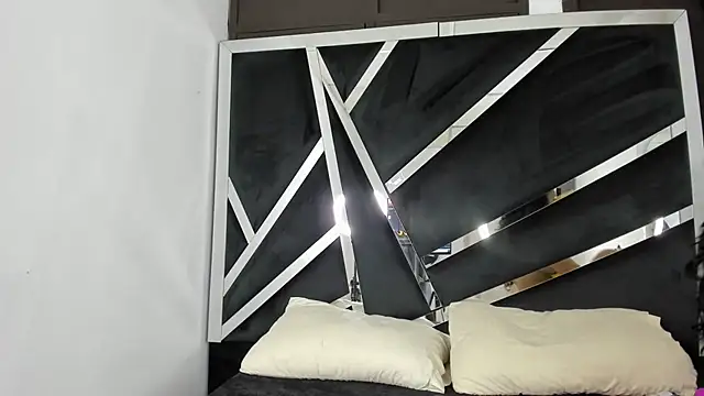 Snapshot of Sofia-candyht chatting on 03/19/25, 09:05 Sofia-candyht online show from 03/19/25, 09:05