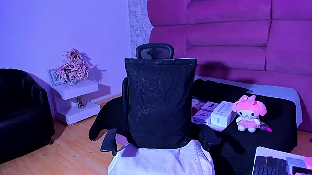 melodybonss  online show from 12/18/24, 05:15