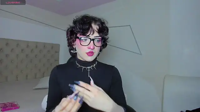 melodybonss  online show from 10/12/25, 04:11