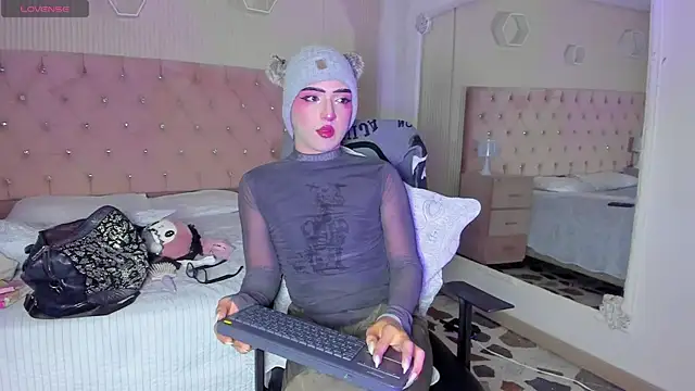 melodybonss  online show from 11/09/25, 04:44