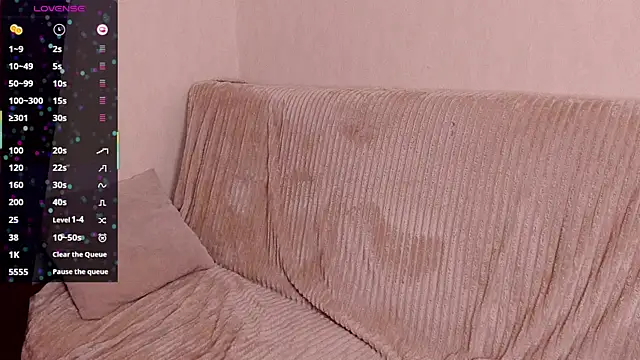 sleeeep y online show from 11/13/25, 04:00