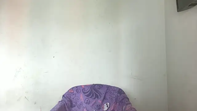 scarleth-diaz1 online show from 03/05/25, 06:23