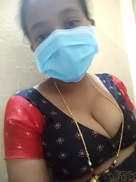 Snapshot of Jyotilakshmi chatting on 10/17/25, 05:15 Jyotilakshmi online show from 10/17/25, 05:15