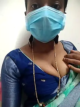 Snapshot of Jyotilakshmi chatting on 10/23/25, 04:28 Jyotilakshmi online show from 10/23/25, 04:28