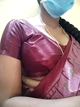 Snapshot of Jyotilakshmi chatting on 11/01/25, 06:21 Jyotilakshmi online show from 11/01/25, 06:21