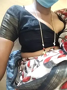 Snapshot of Jyotilakshmi chatting on 11/04/25, 05:34 Jyotilakshmi online show from 11/04/25, 05:34