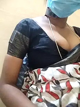 Snapshot of Jyotilakshmi chatting on 11/10/25, 06:07 Jyotilakshmi online show from 11/10/25, 06:07