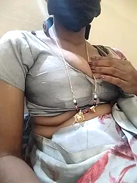 Snapshot of Jyotilakshmi chatting on 12/04/25, 05:32 Jyotilakshmi online show from 12/04/25, 05:32