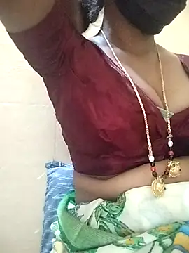 Snapshot of Jyotilakshmi chatting on 12/14/25, 06:12 Jyotilakshmi online show from 12/14/25, 06:12