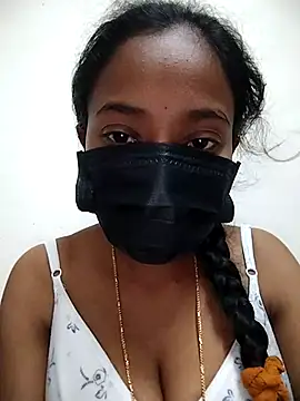 Snapshot of Jyotilakshmi chatting on 05/11/26, 05:43 Jyotilakshmi online show from 05/11/26, 05:43