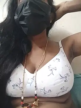 Snapshot of Jyotilakshmi chatting on 05/15/26, 01:29 Jyotilakshmi online show from 05/15/26, 01:29