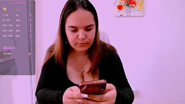 Snapshot of Ella-Diamond chatting on 05/22/26, 07:04 Ella-Diamond online show from 05/22/26, 07:04