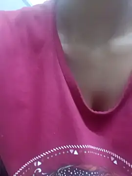 Snapshot of Rajni-Mehra chatting on 03/02/25, 04:07 Rajni-Mehra online show from 03/02/25, 04:07